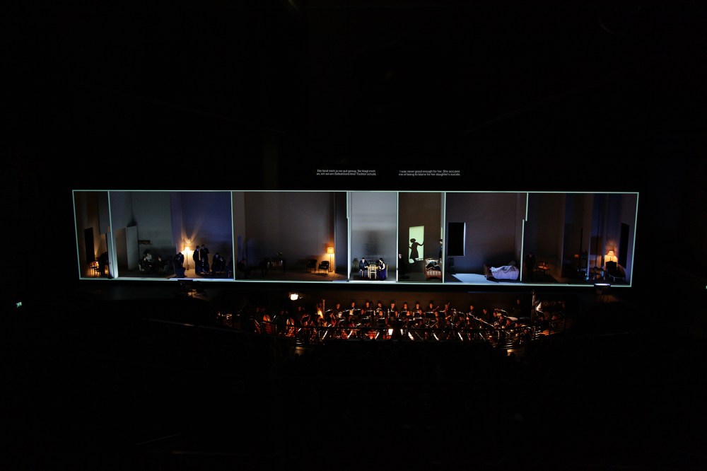 Light Design: Bertrand Couderc ©rocafilm rocafilm@gmail.com