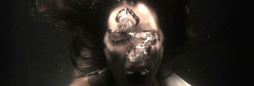 02_11_v9_maria_fight-4